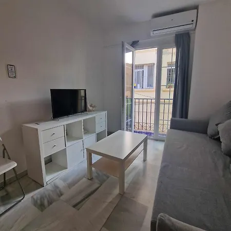 Urban 4 1c * Málaga