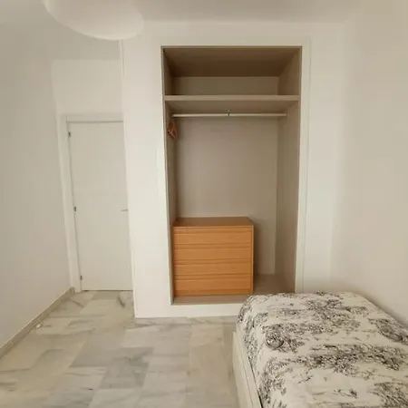 4 Pkg Marmoles Apartment Malaga