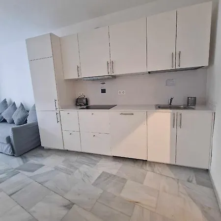 Apartment 4 Pkg Marmoles Malaga